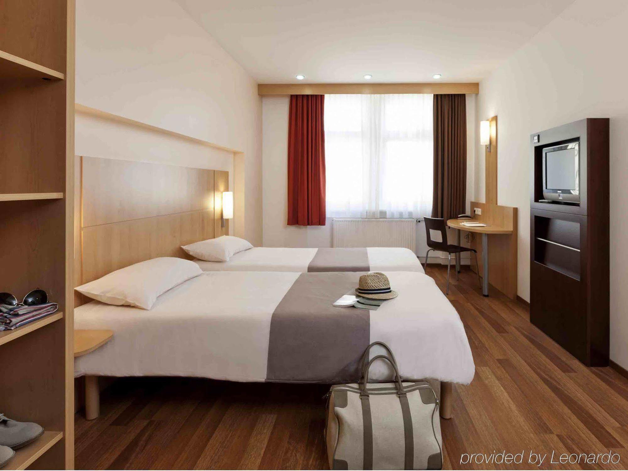 Ibis Süd 3*