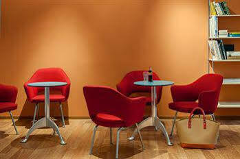 Ibis Süd Hotel 3*